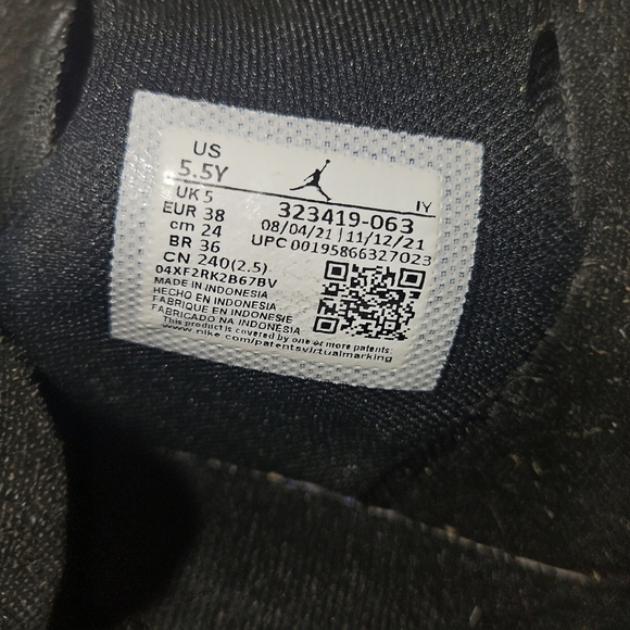 Nike Air Jordan 6 Rings Youth Basketball Sneekers Size 5.5 - Picture 7 of 9